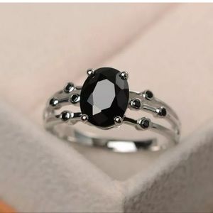 Gorgeous S925 Silver Ring Black Sapphire